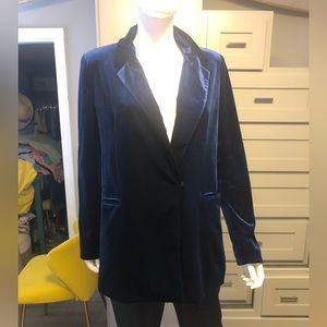 Size medium blue velvet Forever 21 jacket